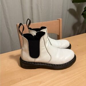 Dr. Martens Kids White Chelsea Boots